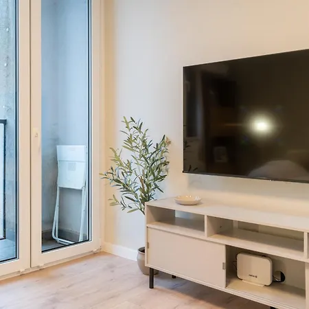 Korfantego 18th Floor Skyline View By Bookinghost