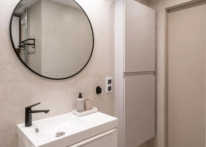 Korfantego 18th Floor Skyline View By Bookinghost * קטוביץ