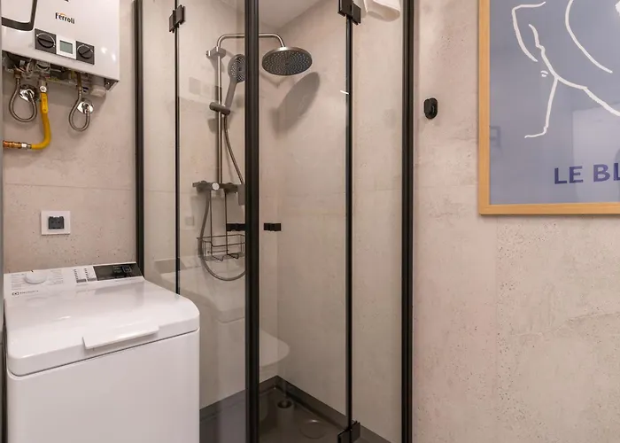 Korfantego 18th Floor Skyline View By Bookinghost *